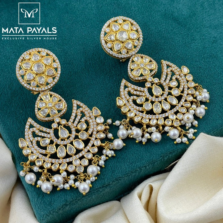 Ravishing Gold Plated Chandbali