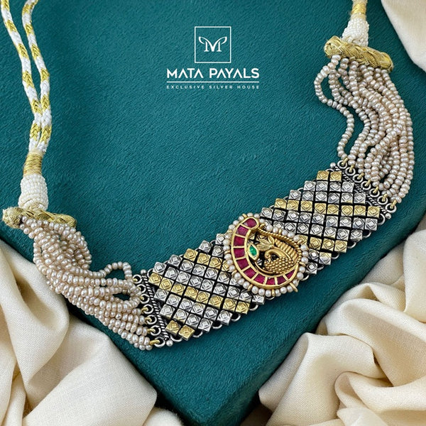 Dual Tone Mayura Choker
