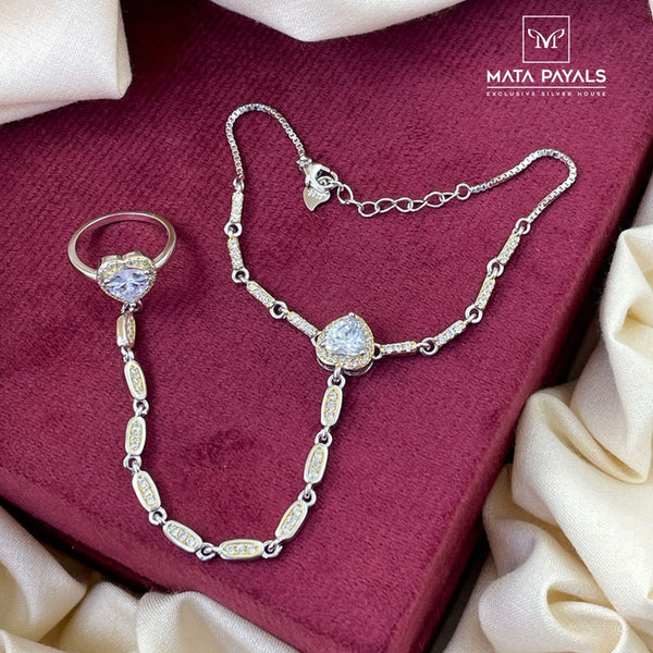 Dazzling White Stone Hathful