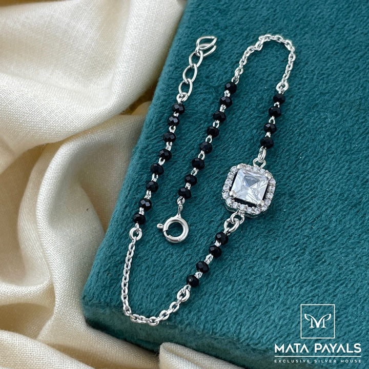 Shiny Stone Bracelet