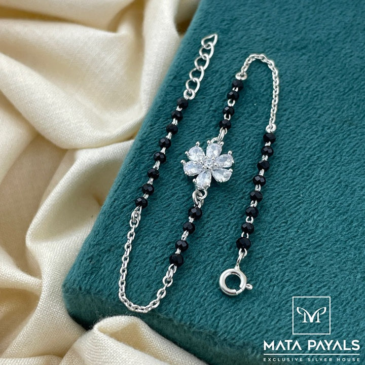 Floral Zircon Bracelet