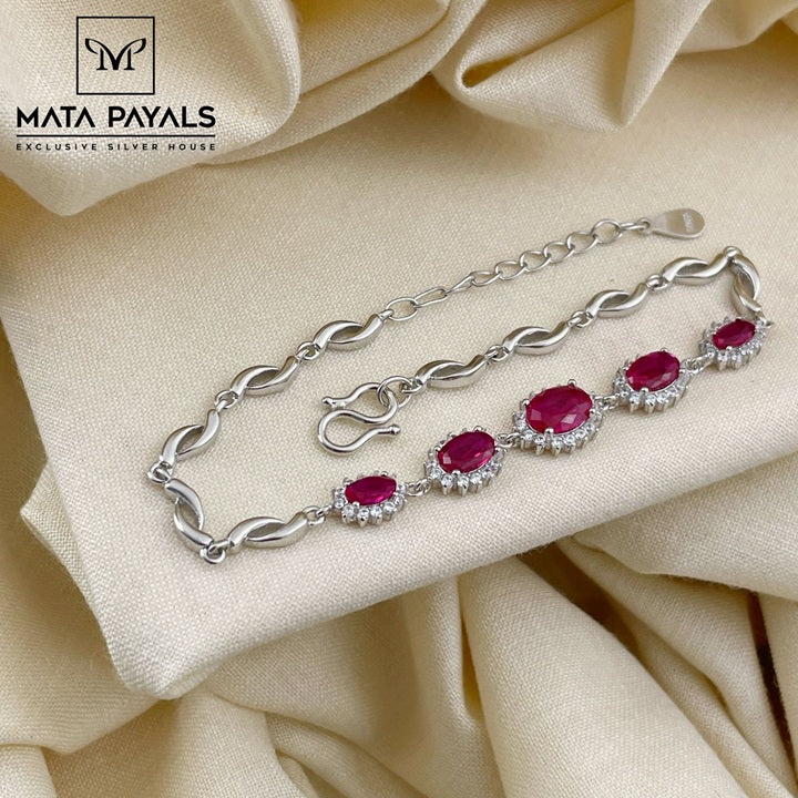 Elegant Pink Bracelet