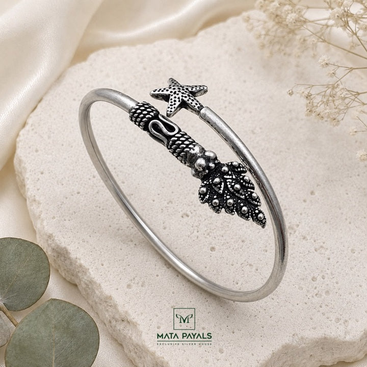 Fancy Oxidised Kada