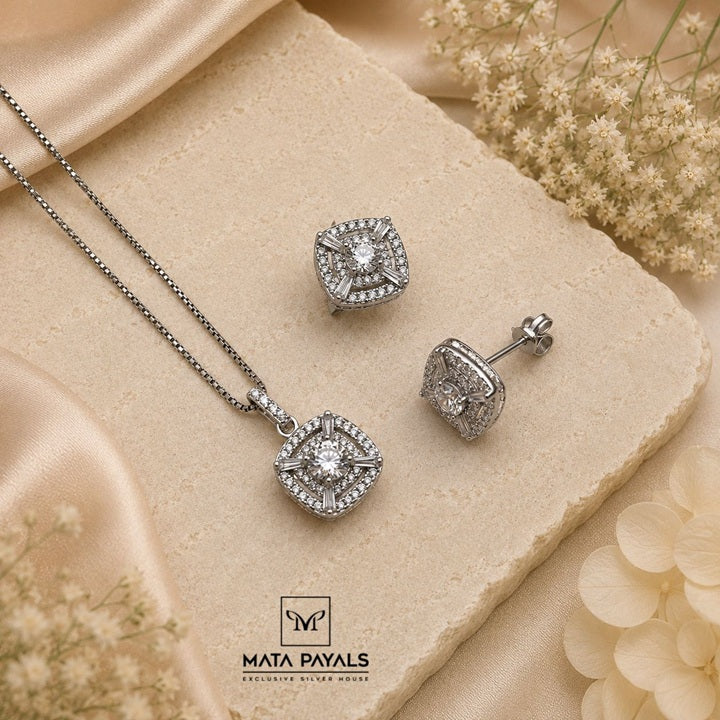 Unique Silver Pendant Set