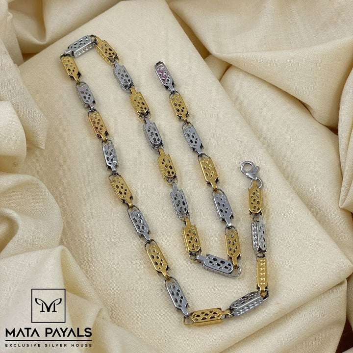 Charming Silver Neckchain