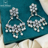 Charming Cut Stone Chandbali