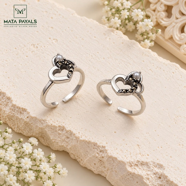 Impeccable Silver Toe Ring