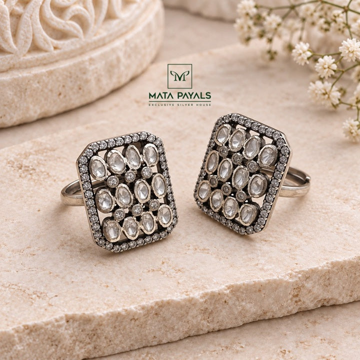 Charming Silver Toe Ring