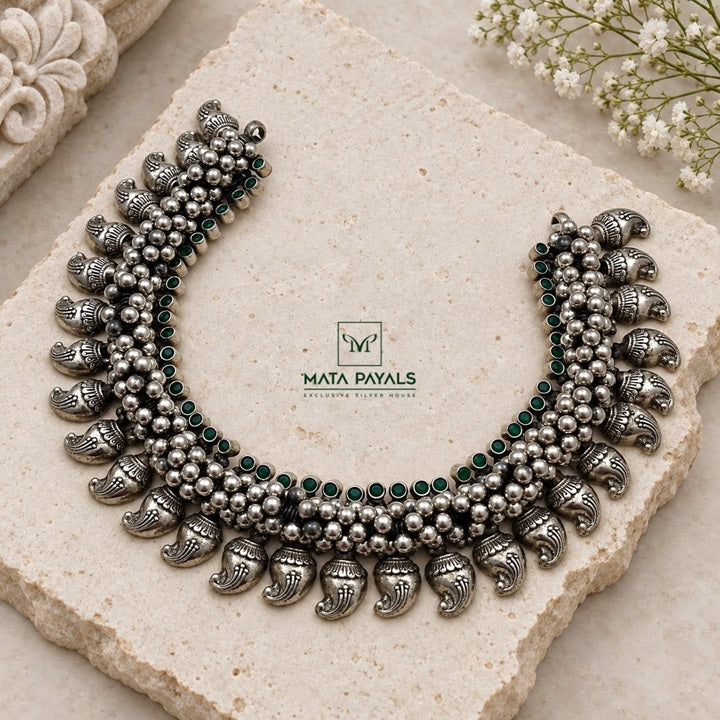 Sophisticated Silver Necklace