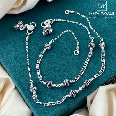 Innovative Oxidised Anklet