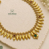 Attractive Gold Polish Necklace