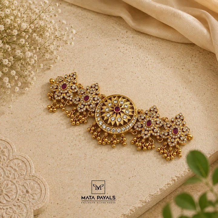 Ravishing Cut Stone Choker