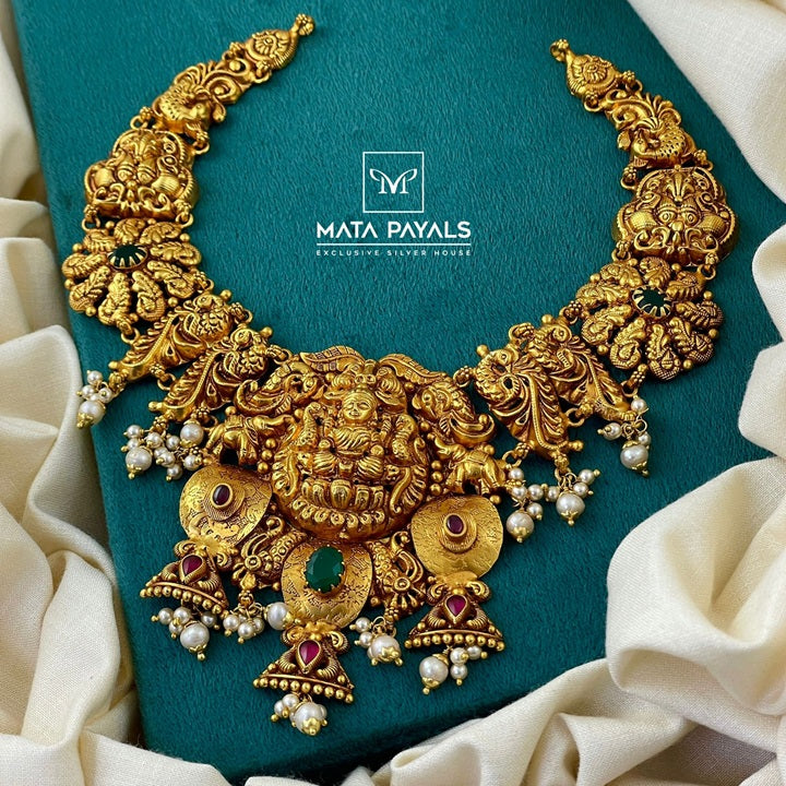 Impressive Gold Polish Necklace
