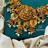 Impressive Gold Polish Necklace