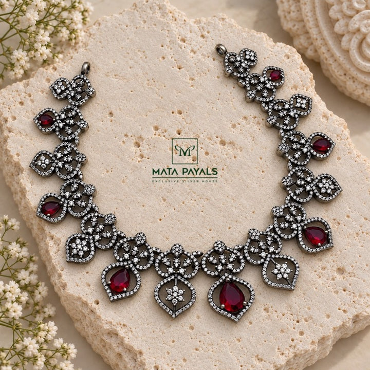 Majestic Red Silver Necklace