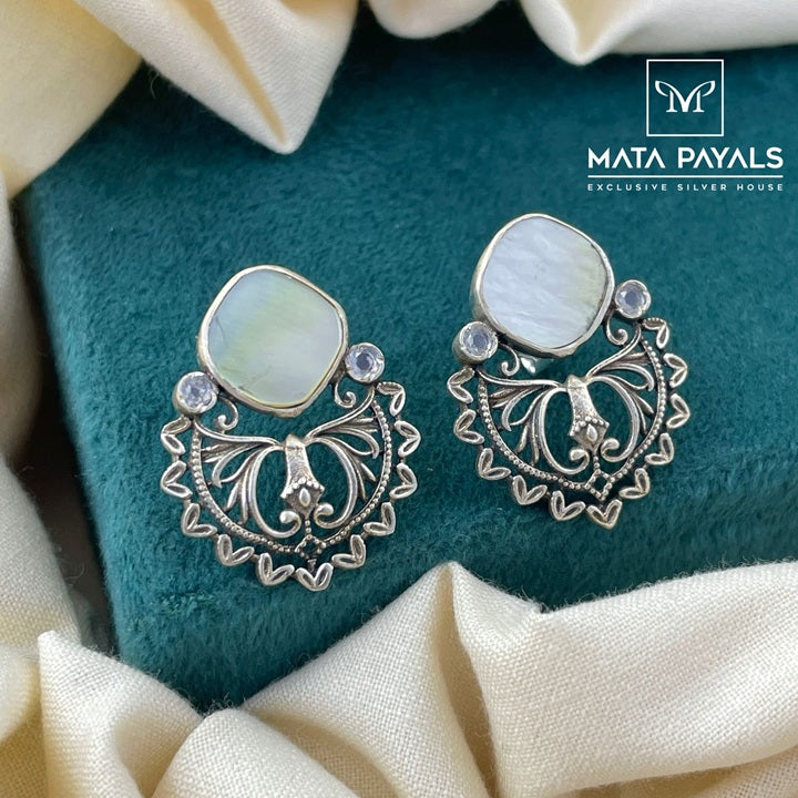 Unique Silver Stud