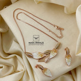 Excellent Rose Gold Pendant Set