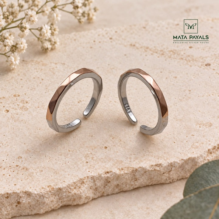 Pretty Dual Tone Toe Ring