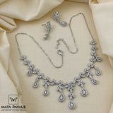 Gleaming Zircon Necklace
