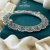 Luxurious Green Cut Stone Kada