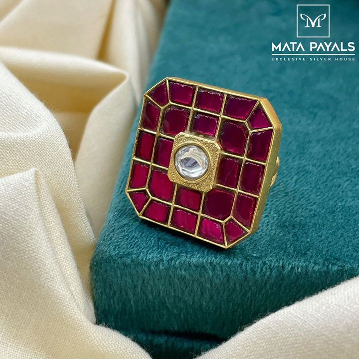Red Kundan Finger Ring