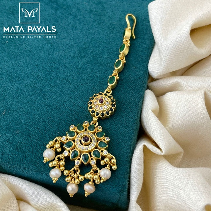 Beautiful Greenish Mangtika