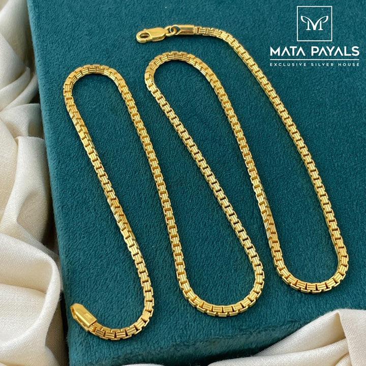 Pretty Gold Plated Silver Chain
