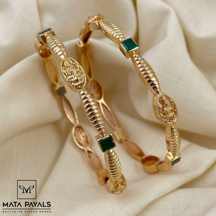 Ethnical Gold Polish Bangle