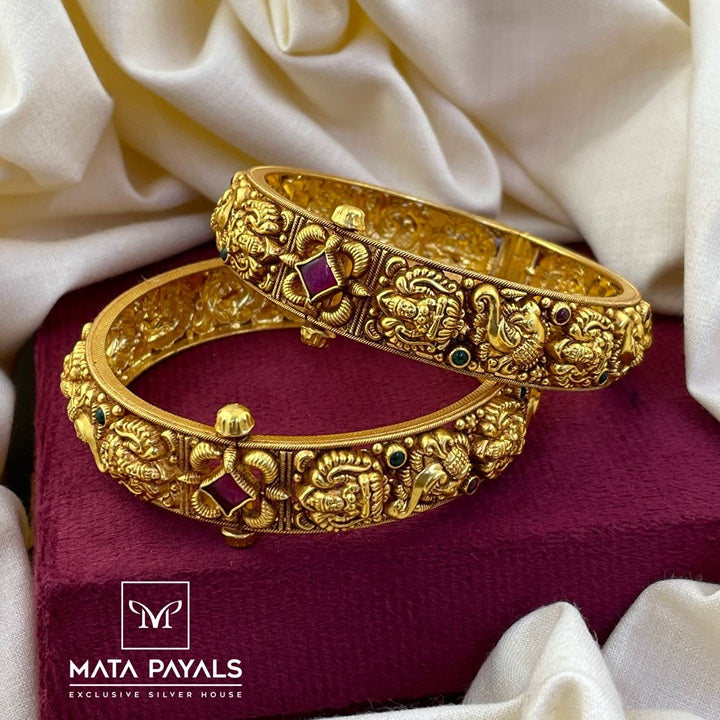 Divine Lakshmi Mayura Bangle
