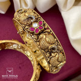 Traditional Gold Polish Bangle