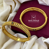 Ethnical Gold Polish Bangle