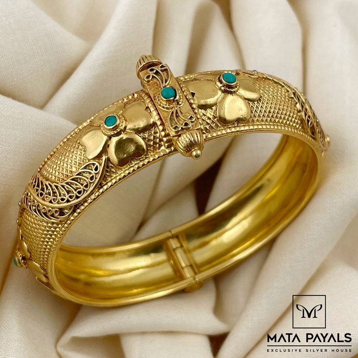 Heavy Gold Polish Kada – Matapayals
