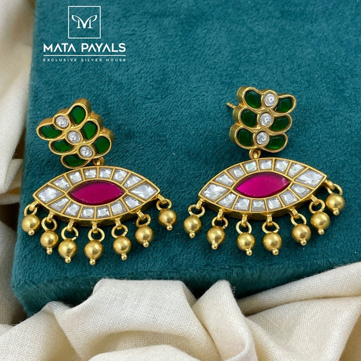 Gold Polish Kundan Hanging