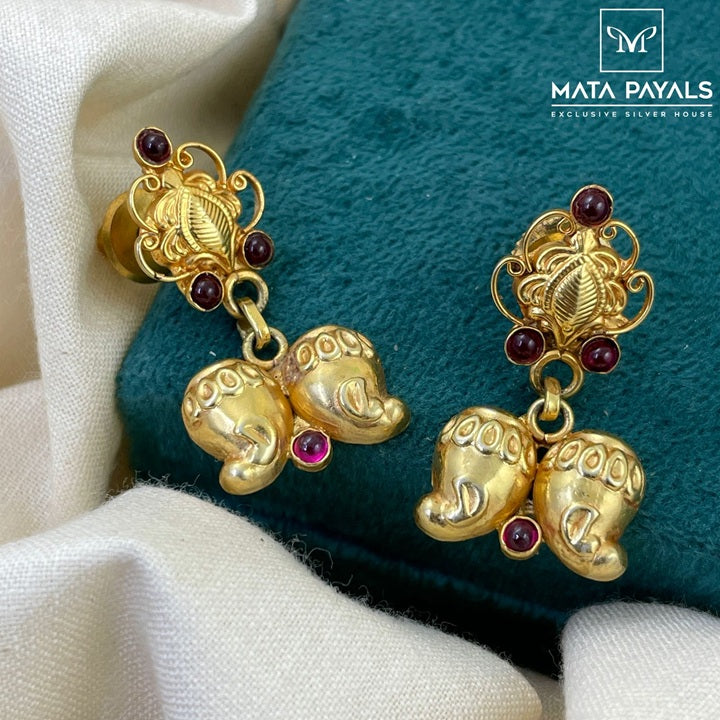 Simple Antique Gold Plated Stud