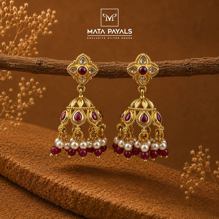 Charming Gold Polish Jumka