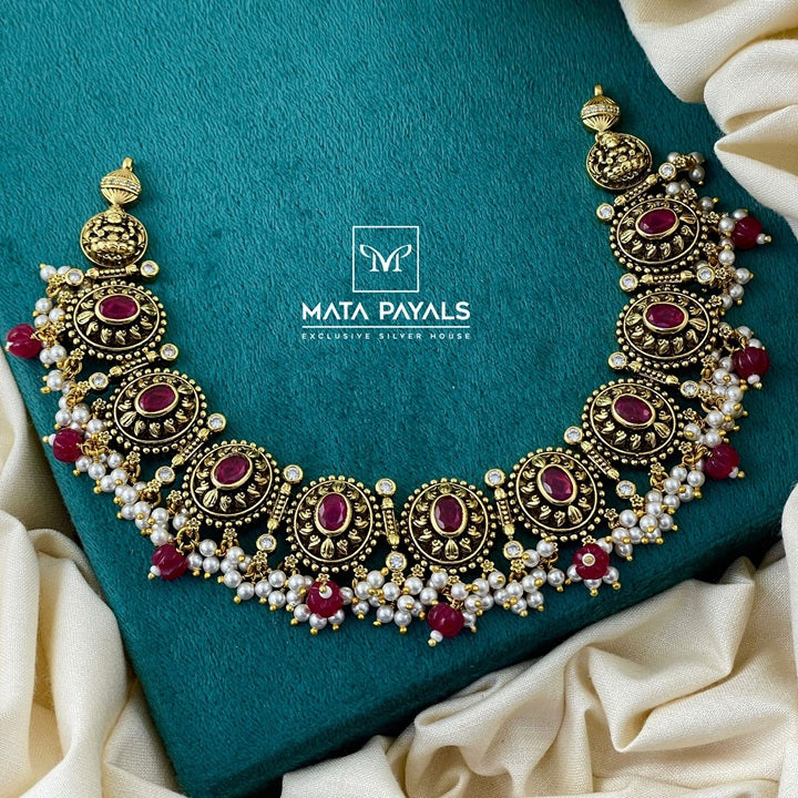 Elegant Gold Polish Necklace