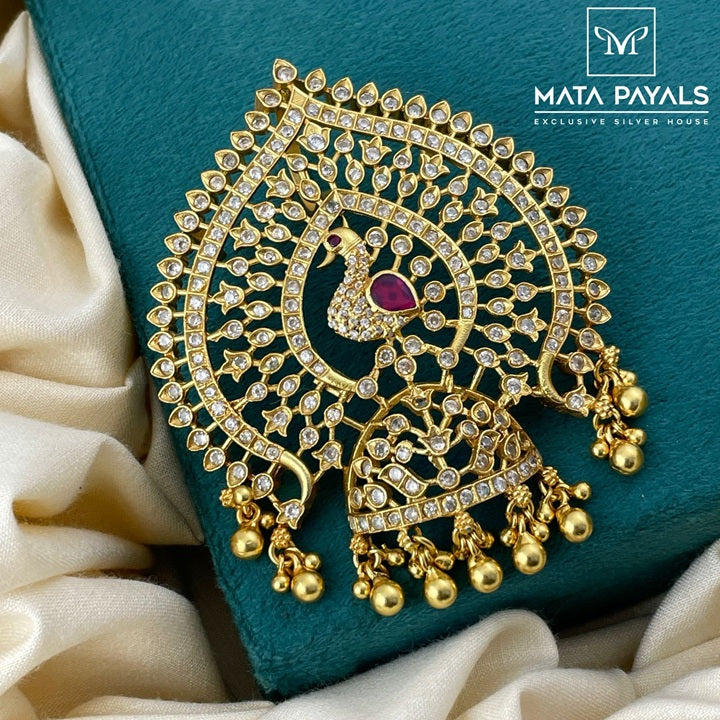 Ravishing Mayura Pendant