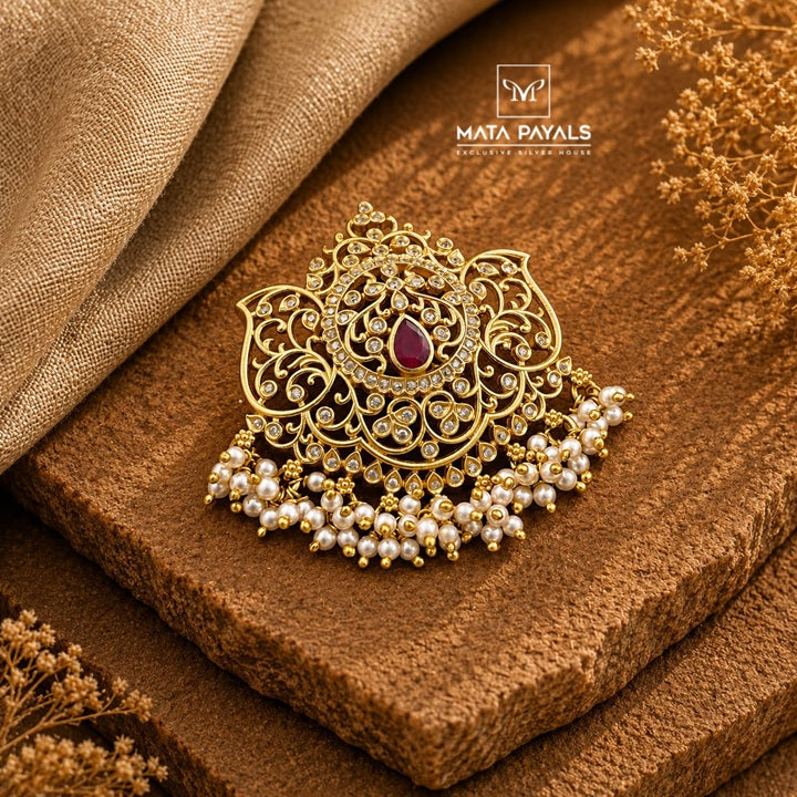 Lovely Gold Polish Pendant