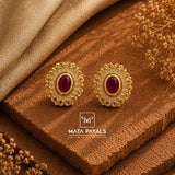 Attractive Gold Polish Stud