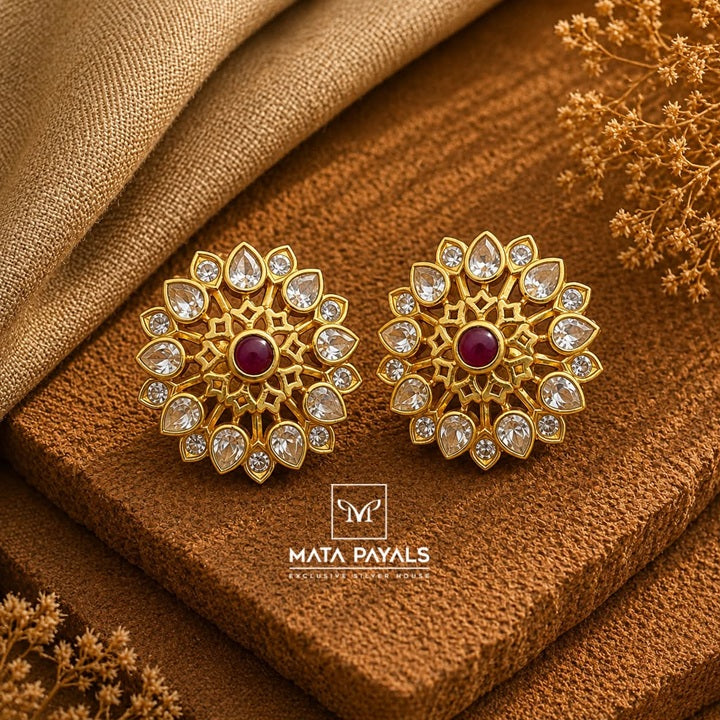 Expressive Gold Plated Stud