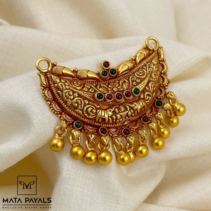 Elegant Gold Polish Pendant