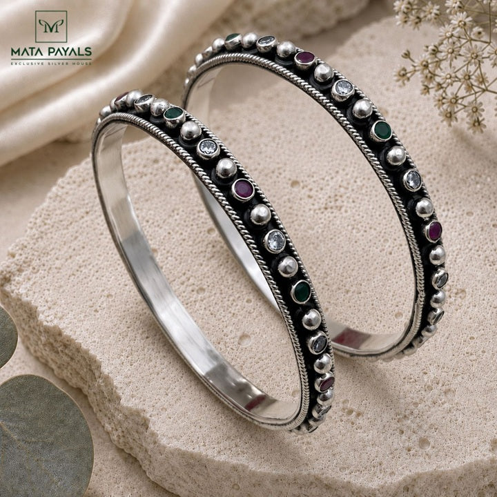 Ravishing Cut Stone Bangle