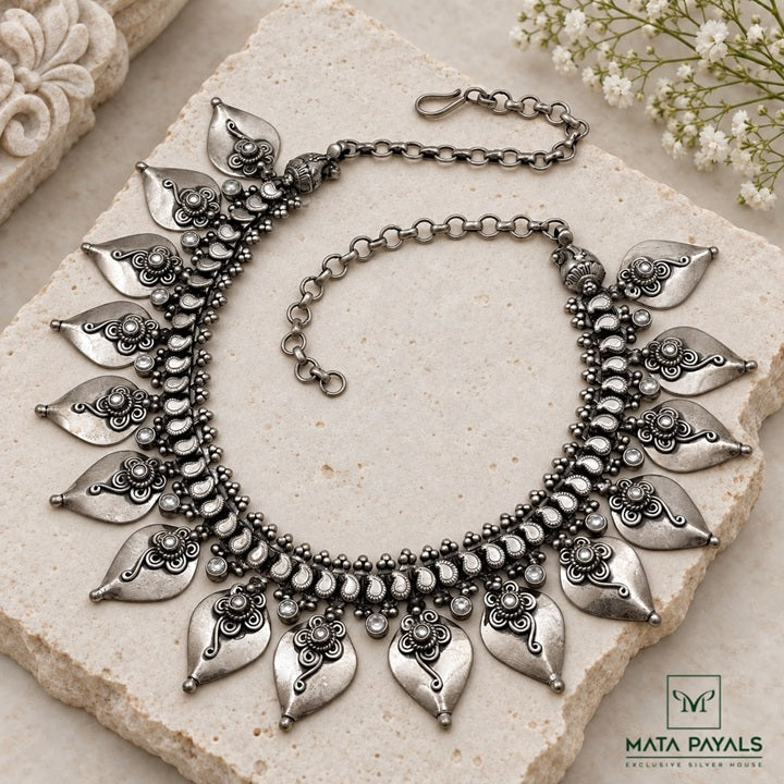 Looking Hot Oxidised Necklace