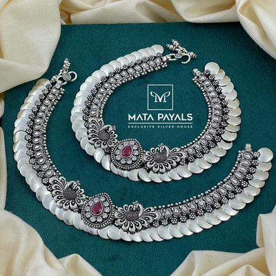 Luxurious Mayura Payal