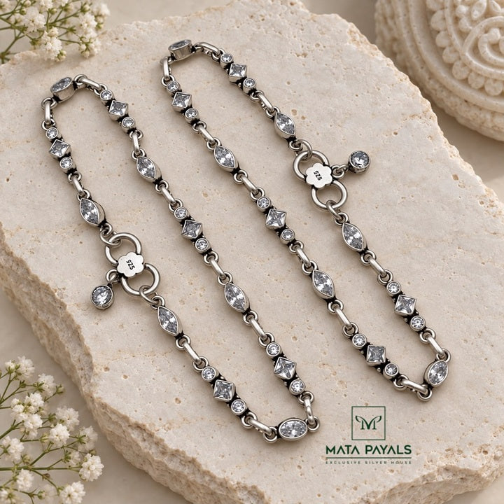 Radiant Cut Stone Anklet