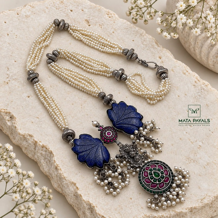 Fascinating Floral Pearly Oxidised Necklace