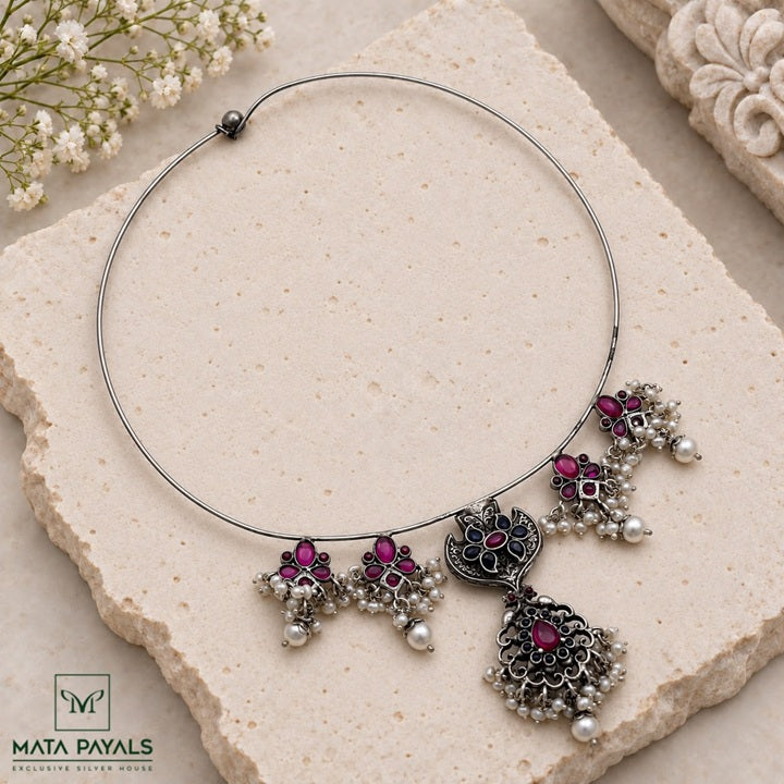 Dazzling Floral Oxidised Hassle Necklace