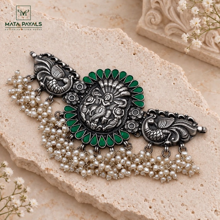 Exclusive Mayura Kundan Choker