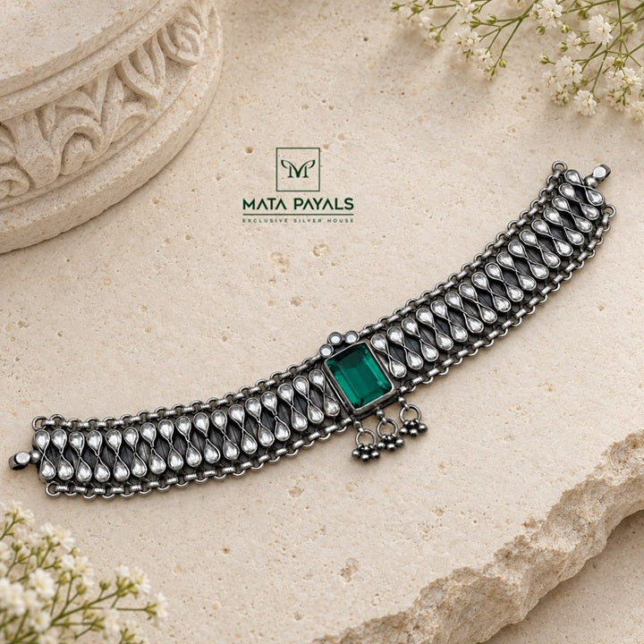 Gorgeous Kundan Oxidised Choker