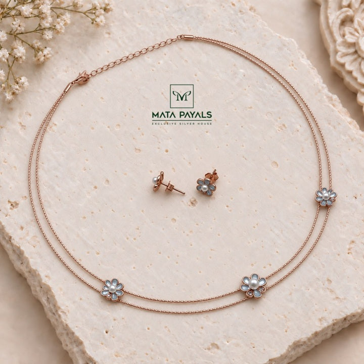 Fabulous Floral Necklace